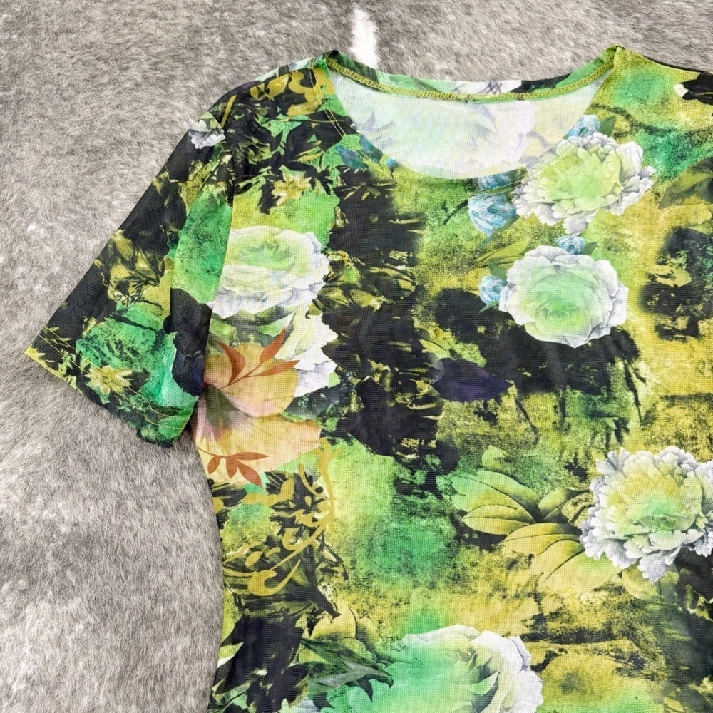 Mesh Floral Top Small - Picture 2 of 10